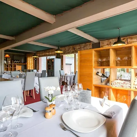 Hotel Restaurant La Tour 2*